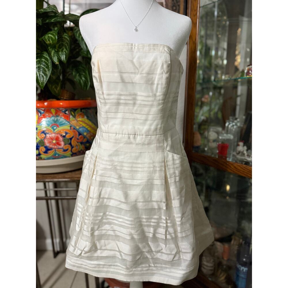 Lilly pulitzer white strapless dress